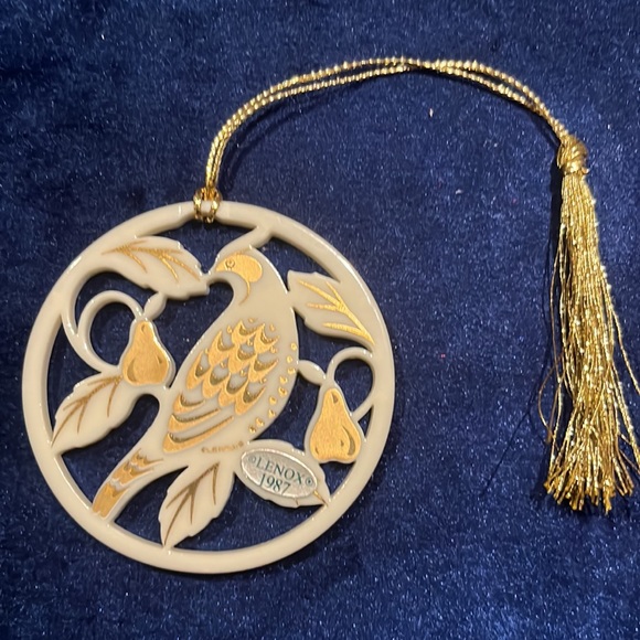 LENOX 12 Days of Christmas Partridge in a Pear Tree Ornament 1987 First Edition - Picture 6 of 12